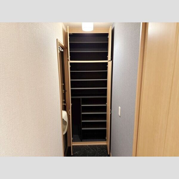 ディアコート シューズボックス