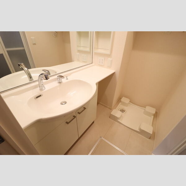 シャリテレーヴ　B 洗髪洗面化粧台