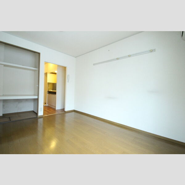 キャッスル多摩川 101号室　洋室