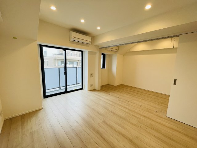 SYFORME SUMIYOSHI Ⅲ ※同タイプ801号室のお写真です