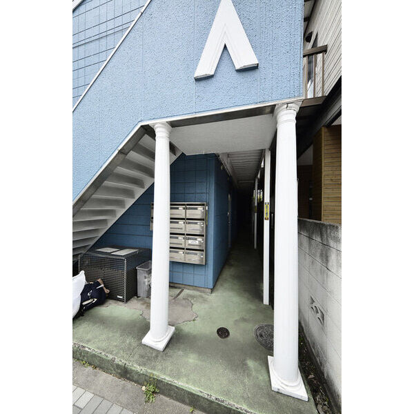 ビラメゾン国立 エントランス