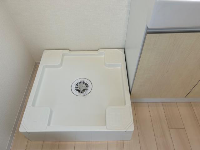 所沢市小手指町アパート新築工事202号室 洗濯機置場（イメージ）