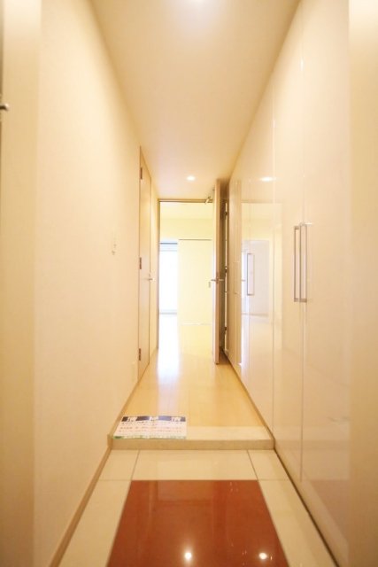 クオリア恵比寿イースト 玄関