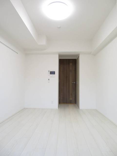 ガーラ・リバースクエア横濱南11階 個人の部屋や寝室として使える洋室です