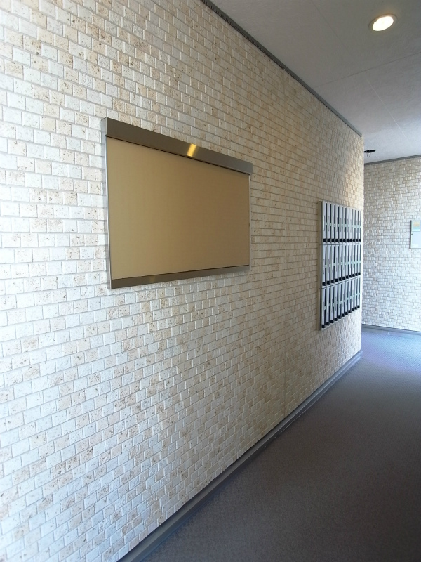 リブリ・サンヴィレッジ242階 エントランス