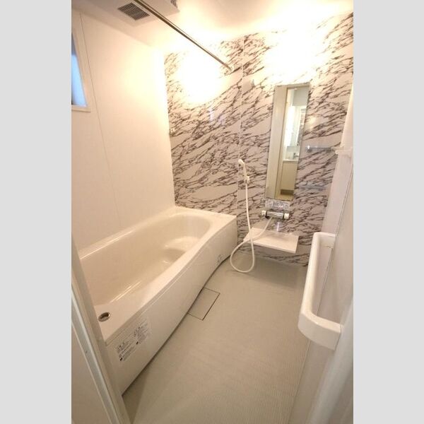 パレス国立206号室 バス