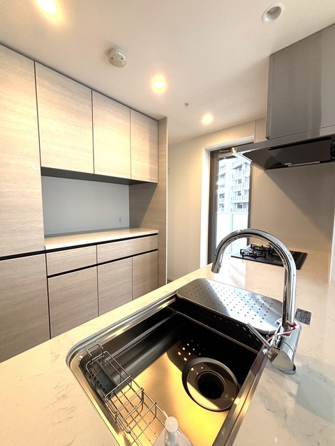 ＨＡＲＵＭＩ　ＦＬＡＧ　ＳＵＮ　ＶＩＬＬＡＧＥ　Ｔ棟801号室 2025年10月撮影