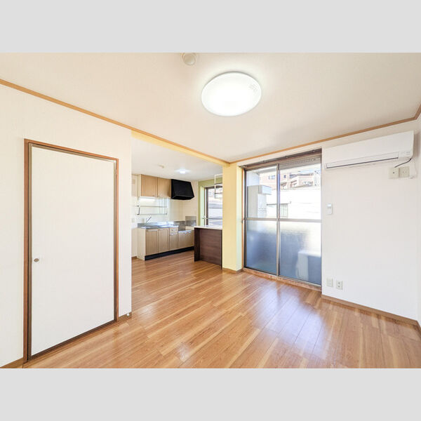 トリヴァンベール蓮根 LDK