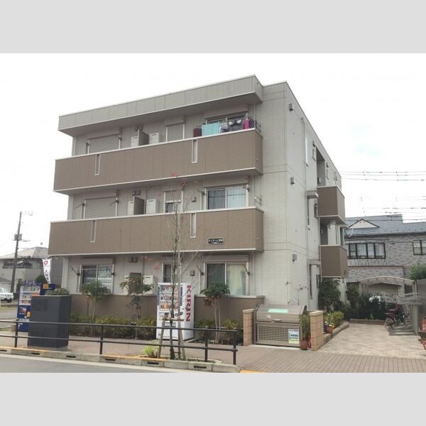 ルミナーレ町田102号室 建物外観