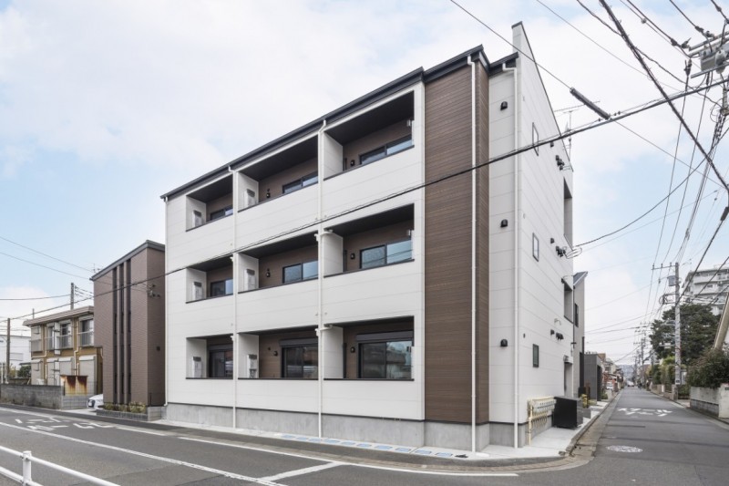 カーサ西鶴間1階 外観