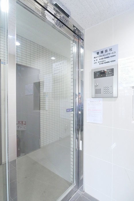 The Grande regalo春日町1階 外観