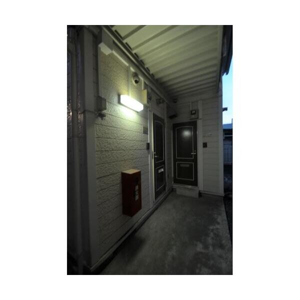 エステートピア松下102号室 エントランス