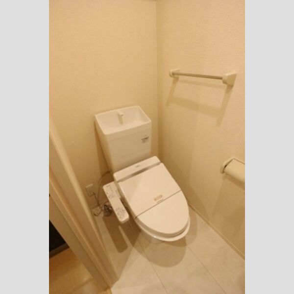 シルベラード 温水洗浄暖房便座