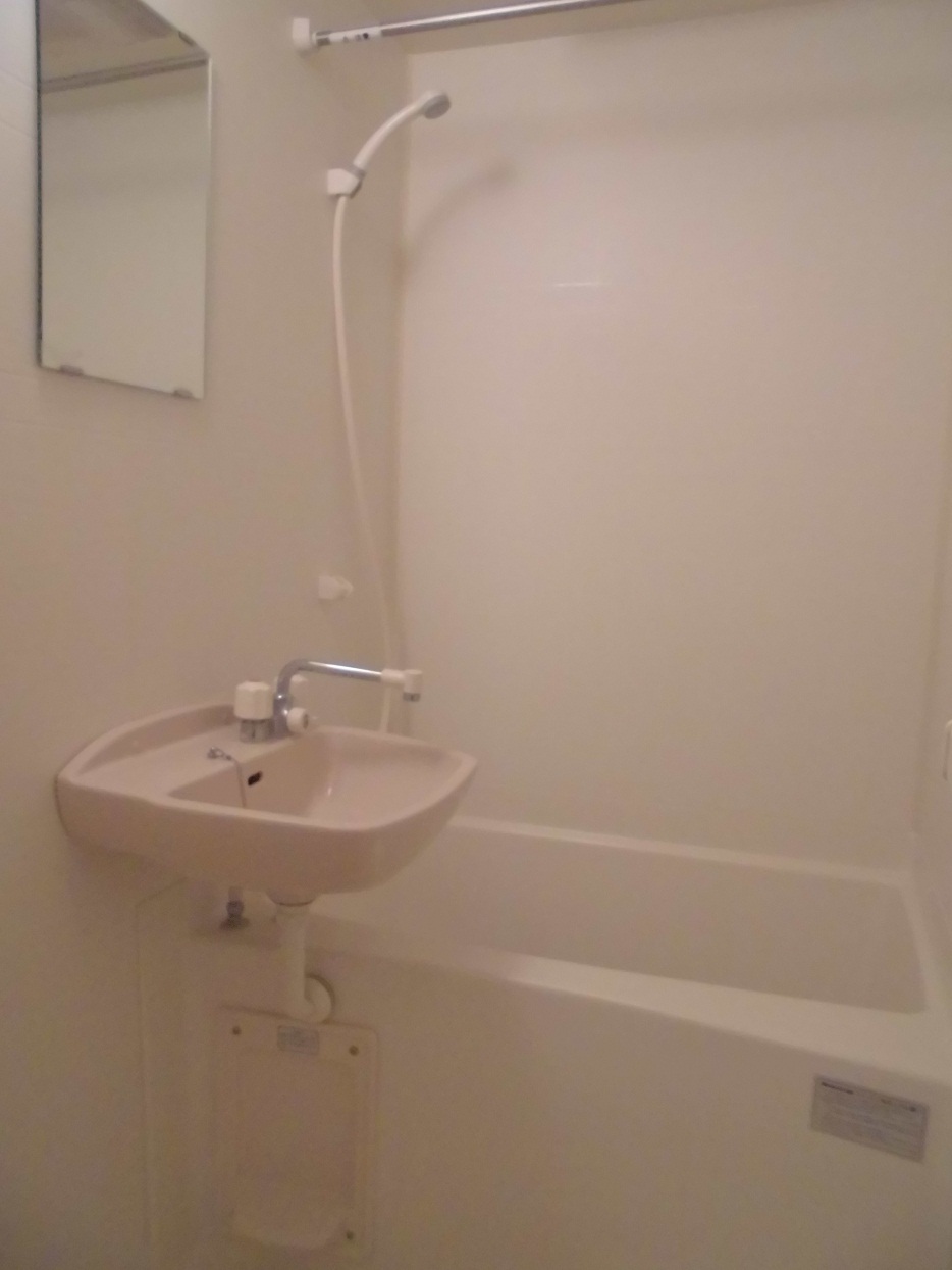 レオパレスＢｌｏｏｍｉｎｇ 浴室乾燥機付