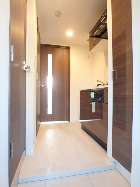 グランド・ガーラ白金高輪 シンプルで使いやすい玄関です