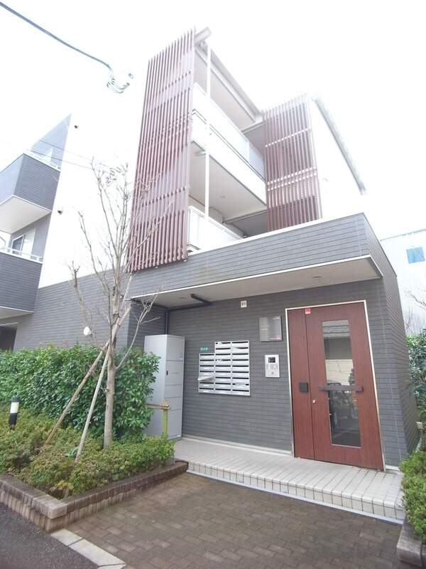 リブリ・松江3階 エントランス