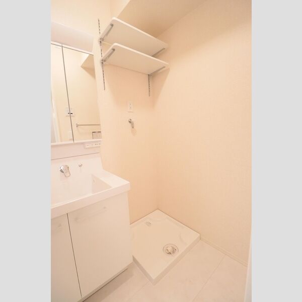 サンセール氷川103号室 室内洗濯機置場