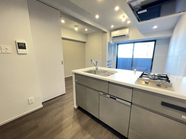 SYFORME OMIYA1303号室 ※1403号室参考写真です（カラータイプが異なる場合がございます）