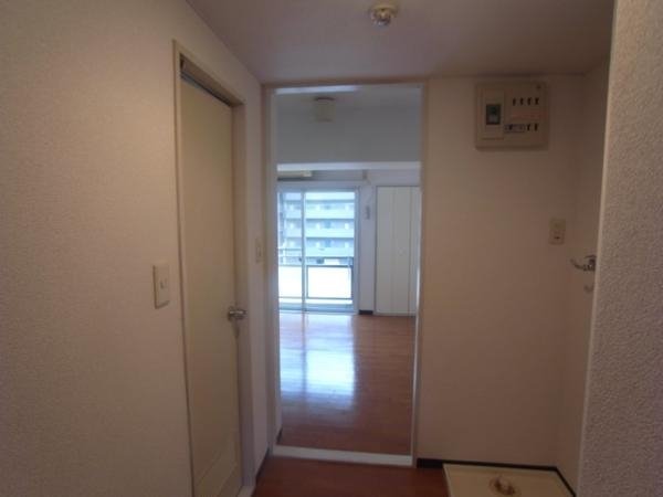 シーズ西横浜4階 玄関