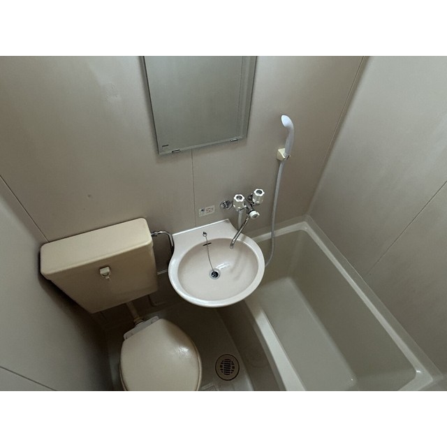 クリスタルヴィレッジV-111121号室 同建物別部屋の参考画像