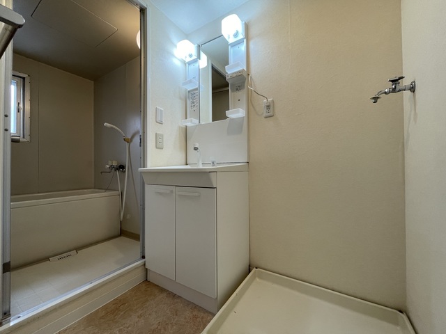 サンハイツ大久保A102号室 洗面