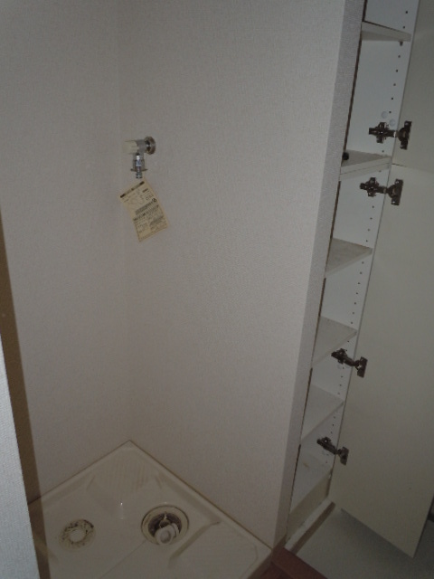 トラストコート立川0202号室 防水板