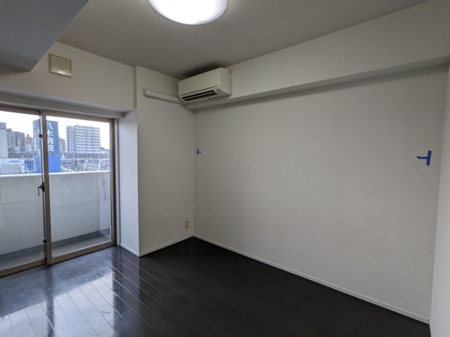 プレミアムキューブ東十条アリア803号室 リビング