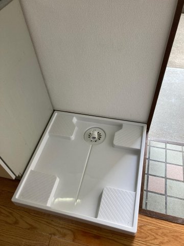 リトルフラッツ 室内洗濯機置き場