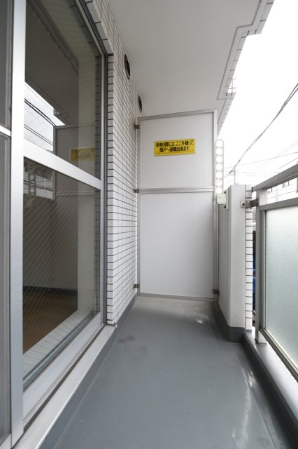 ドム雪ケ谷大塚 バルコニー