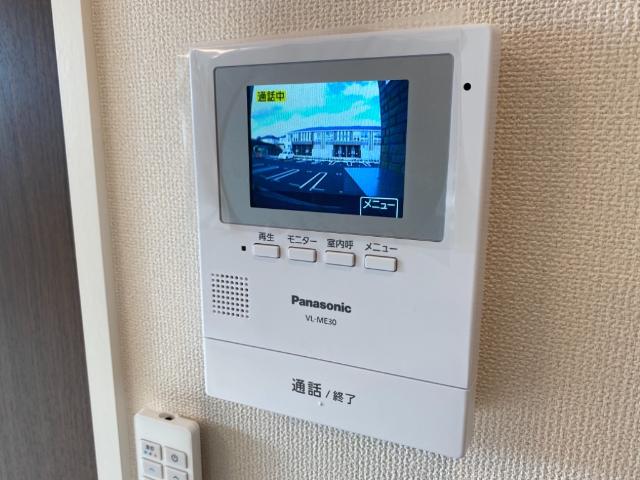 Jour de floraison H（ジュール　ド　フロレゾン　Ｈ）206号室 カメラ付インターホン