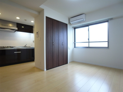 シャイニング リビング