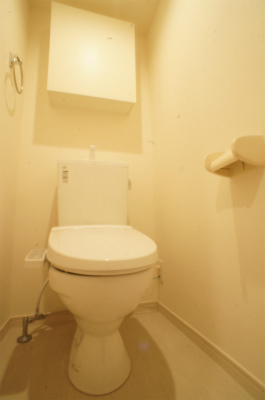 リブリ・フォーチュン横浜1階 トイレ