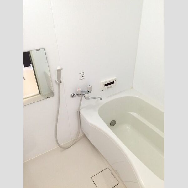 SAKURA Hills　D 追い焚き付きバスルーム