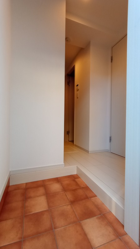 ソルナクレイシア吉祥寺1階 玄関