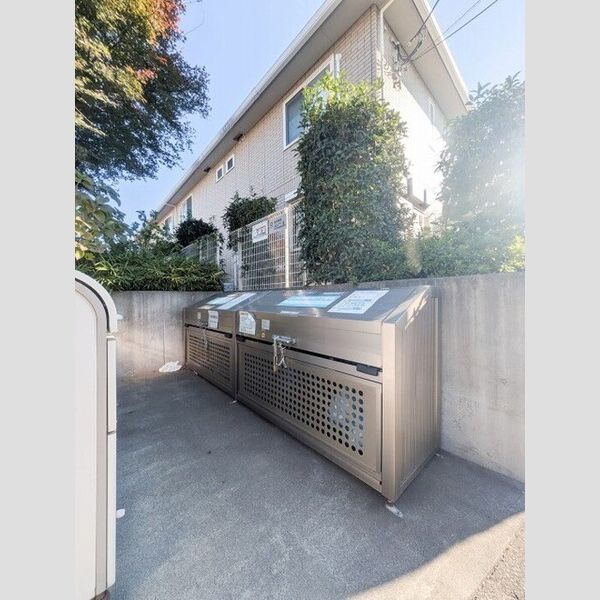 フェリシテ　Ⅰ ゴミストッカー