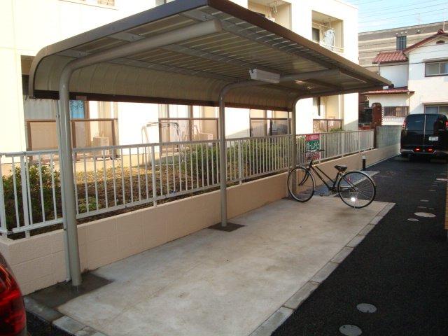 レジデンス小金井 外観写真（昼）