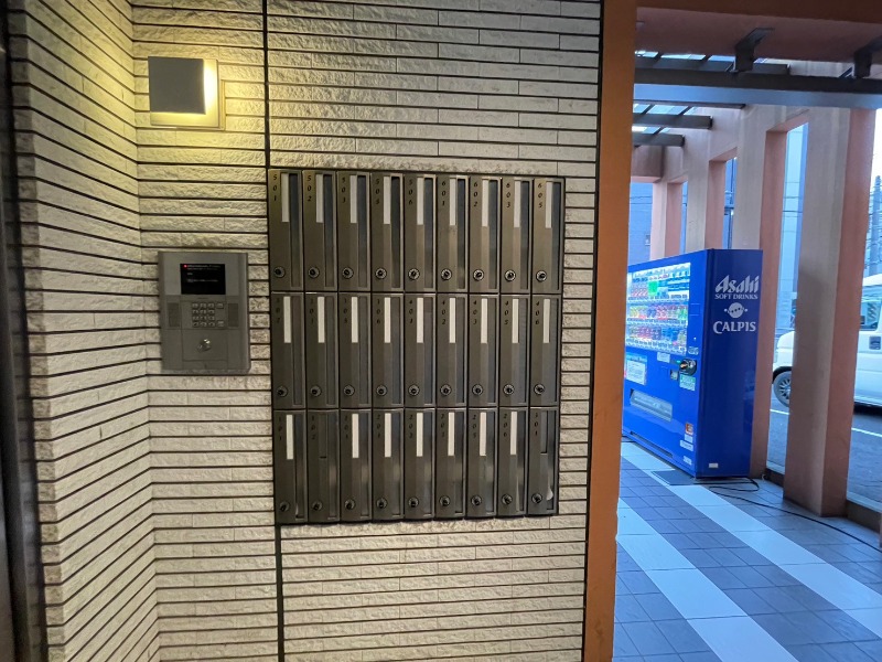 レグラス横浜吉野町サウス2階 オートロック