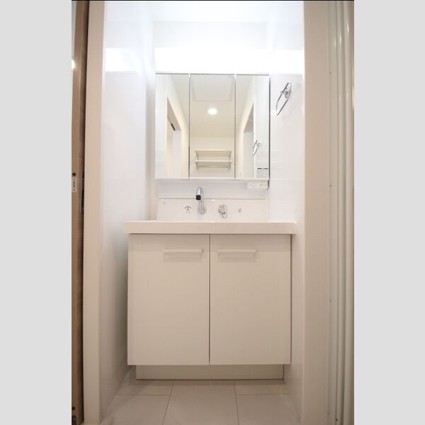 ノーバヤ　カナヤ 洗面所