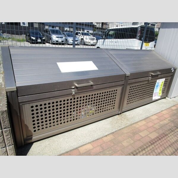 第3エーデルハイム206号室 入居者専用ゴミストッカー