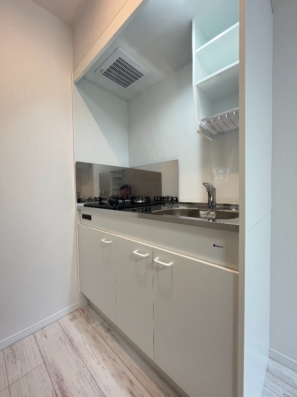 リュクスカーサ梅島1階 キッチン