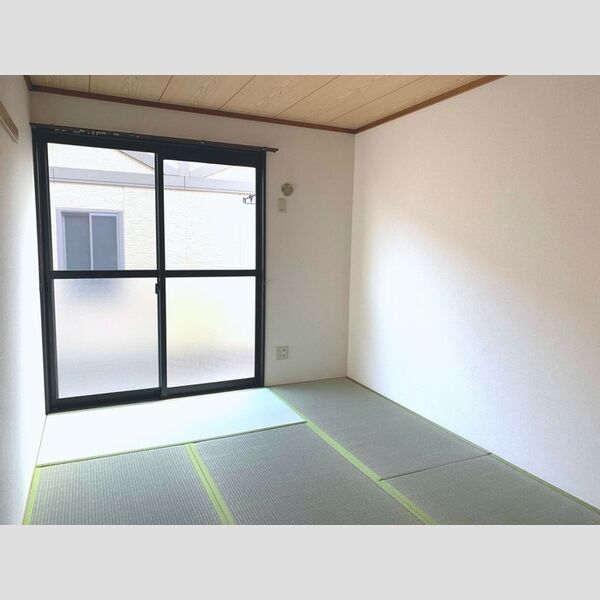 サンヒルズ西山　ABCC101号室 居室