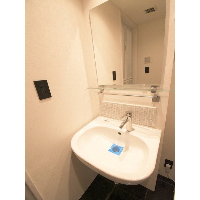 ＰＡＳＥＯ高田馬場Ⅲ0101号室 内観