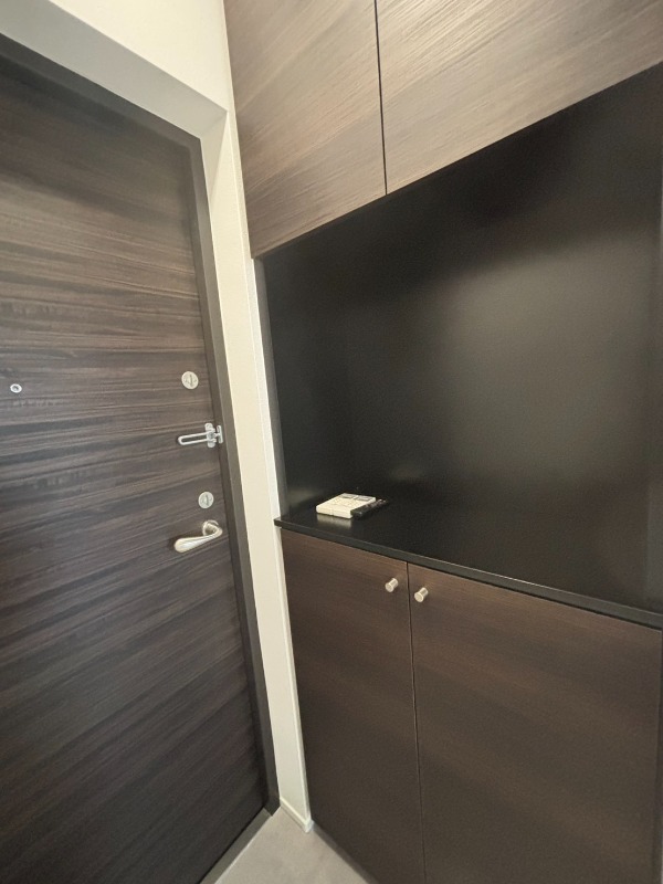 THE CLASS Grand Residence3階 玄関