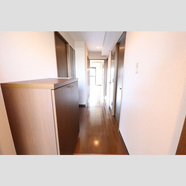 フェアール習志野302号室 廊下