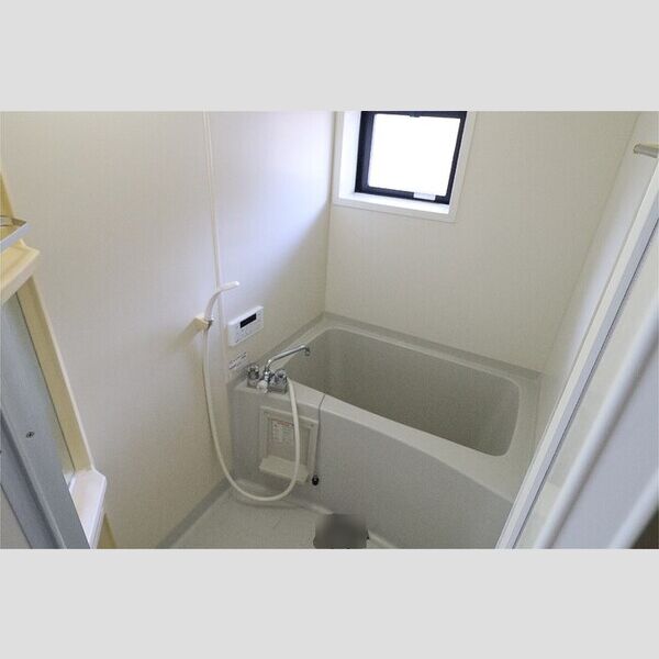 オーシャンヒルズ　EE201号室 浴室