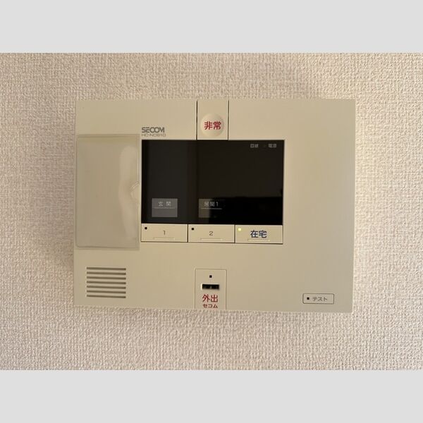 ドゥジェーム三山102号室 SECOMホームセキュリティ