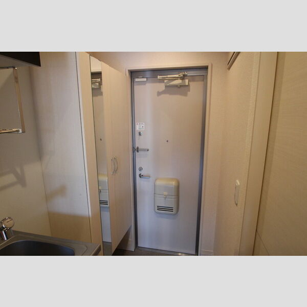 プレサージュ西新井 玄関