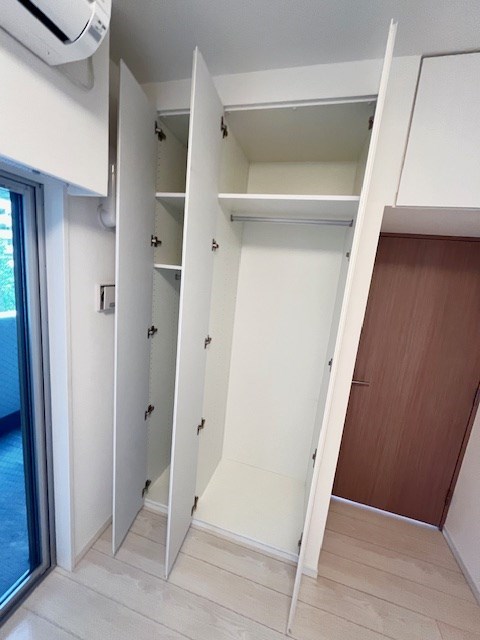 アジールコート新高円寺4階 収納
