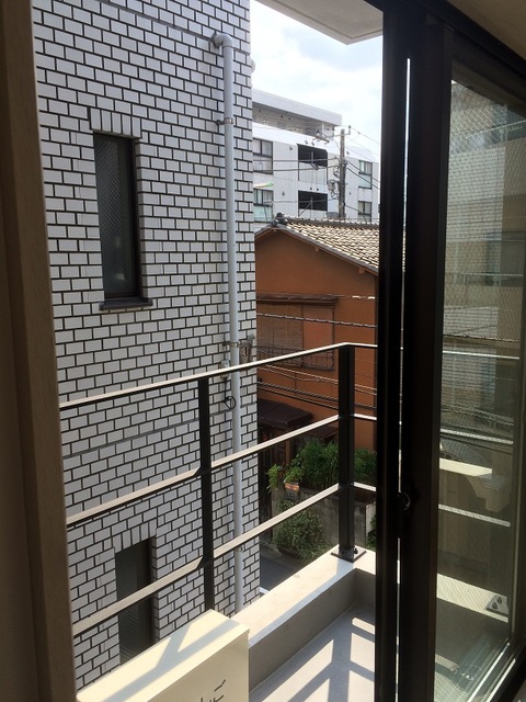 ＬＩＥＢＥ東中野 バルコニー