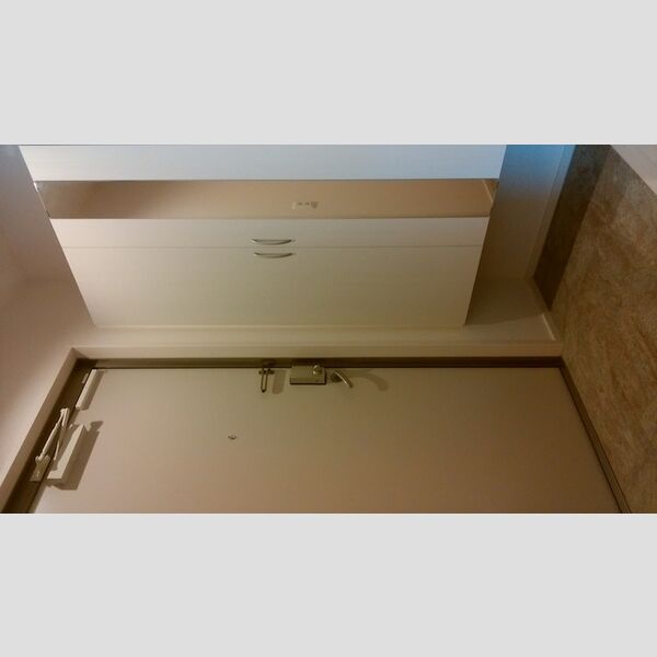 トリプルR 玄関